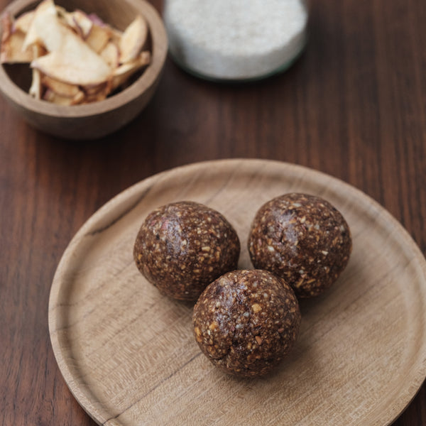 Mana Bites – Apple Pie A Day Mana Ball